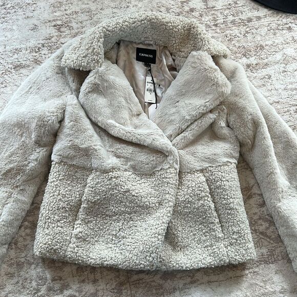 Express new tags, Sherpa / Faux Fur Jacket size extra small - Picture 4 of 7